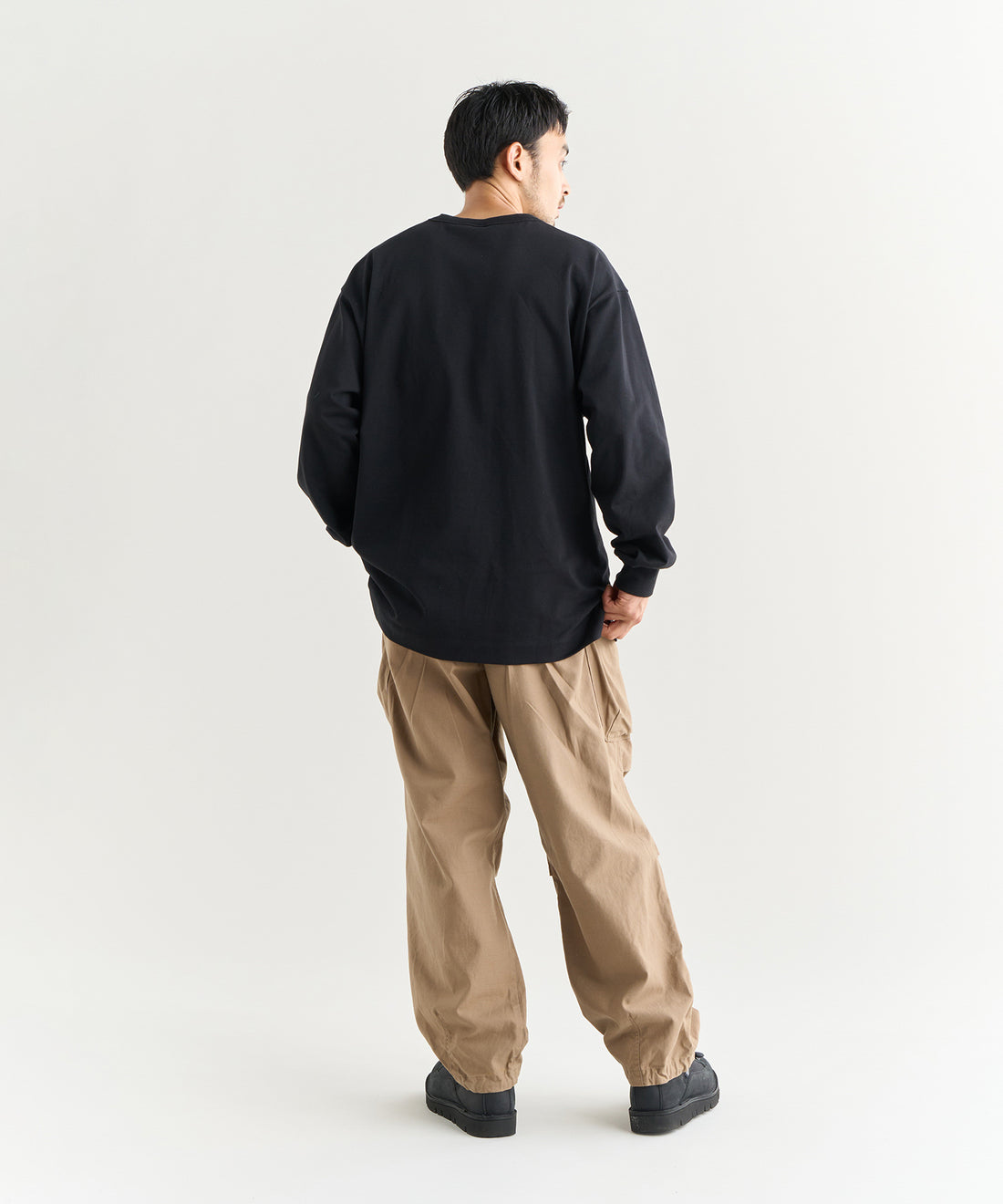 着用モデル:メンズ 180cm / 着用サイズ:L