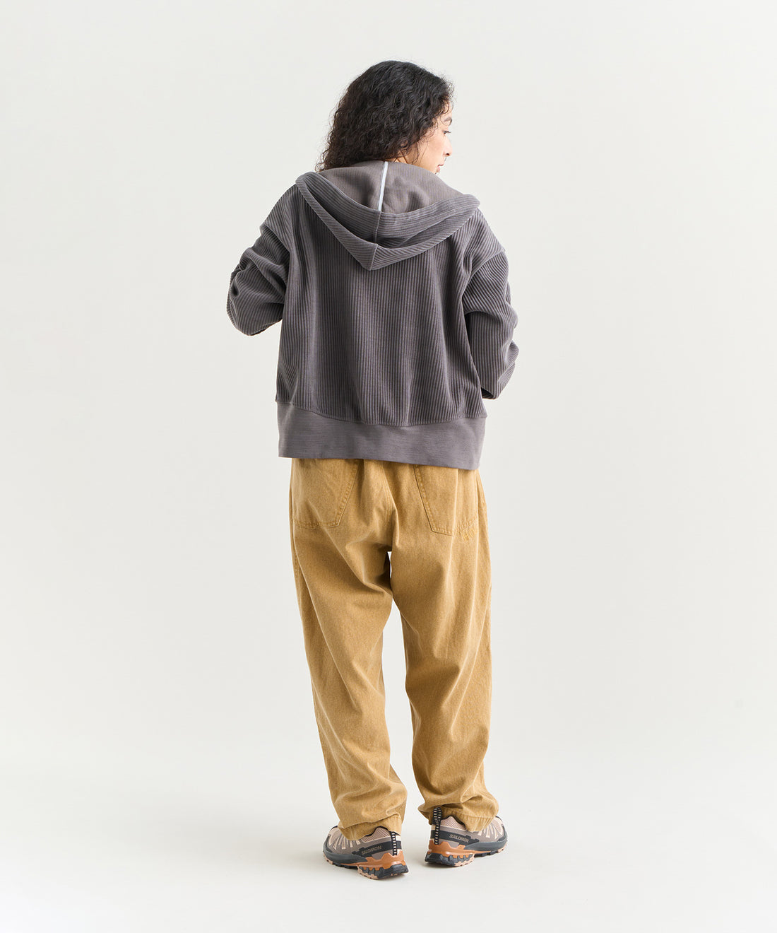 着用モデル: ウィメンズ 166cm / 着用サイズ:WM