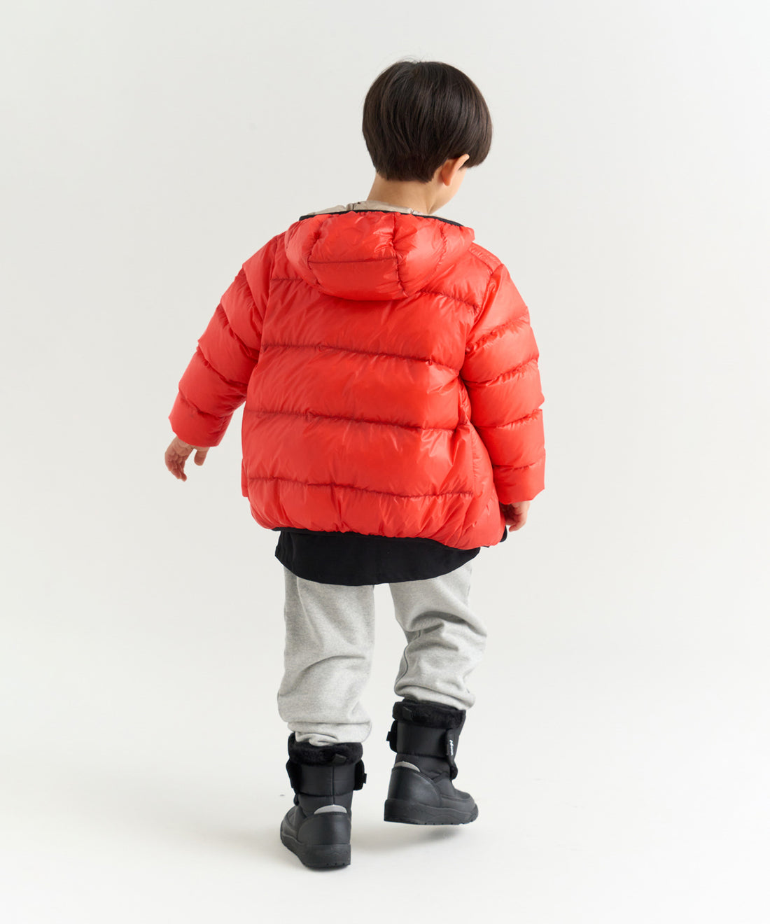 着用モデル:キッズ 116cm / 着用サイズ:120