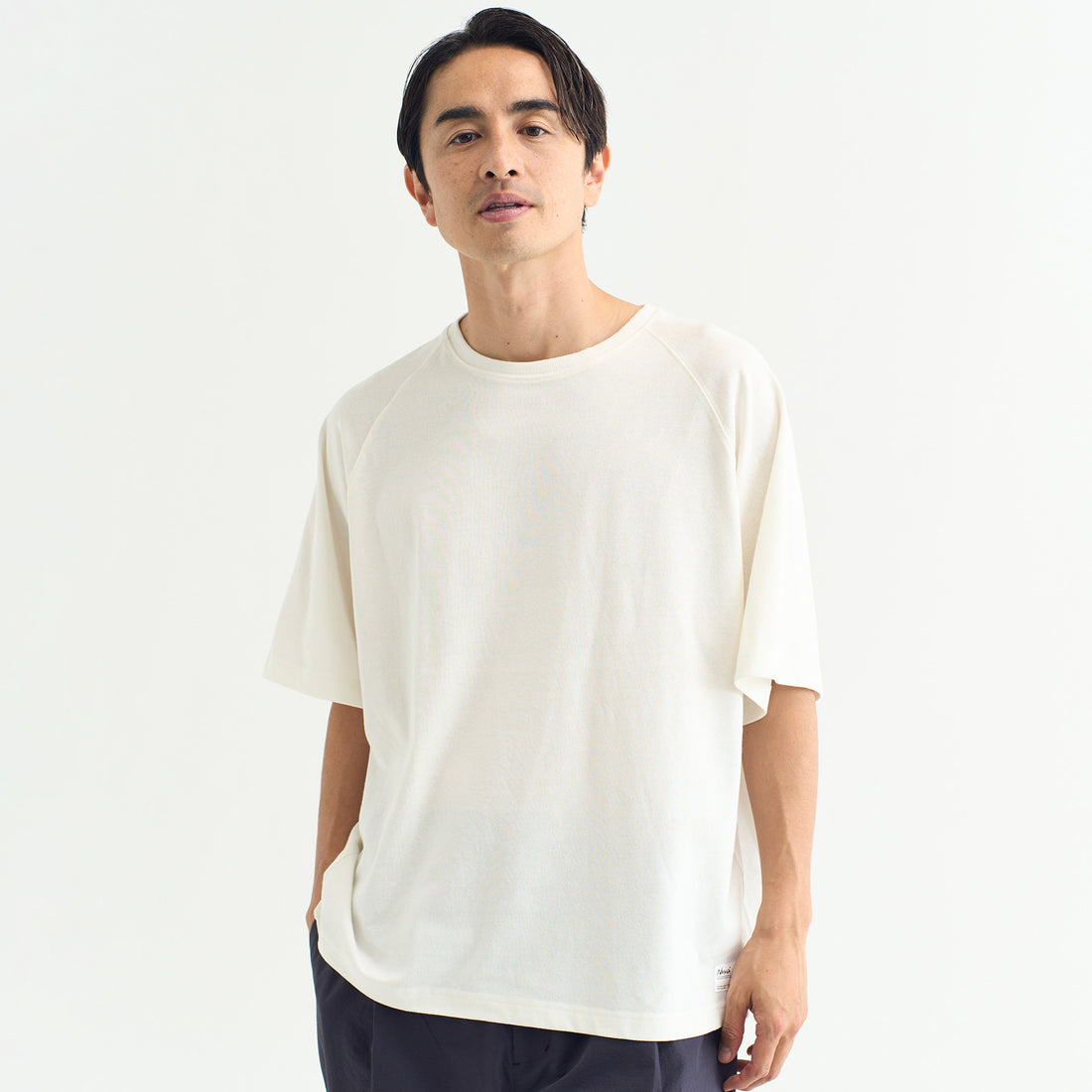 ナンガのTシャツのシルエットは？