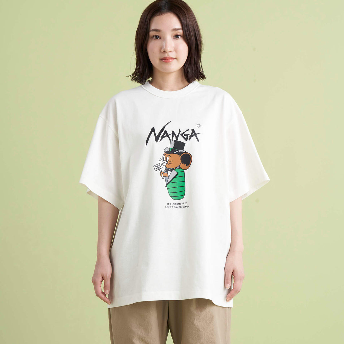 NANGA×Jerry Ukai ECO HYBRID Sleeping Jerry Marquez TEE