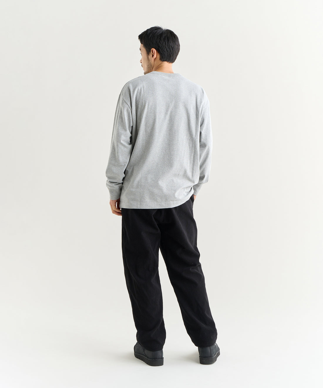 着用モデル：メンズ 180cm ／ 着用サイズ：L