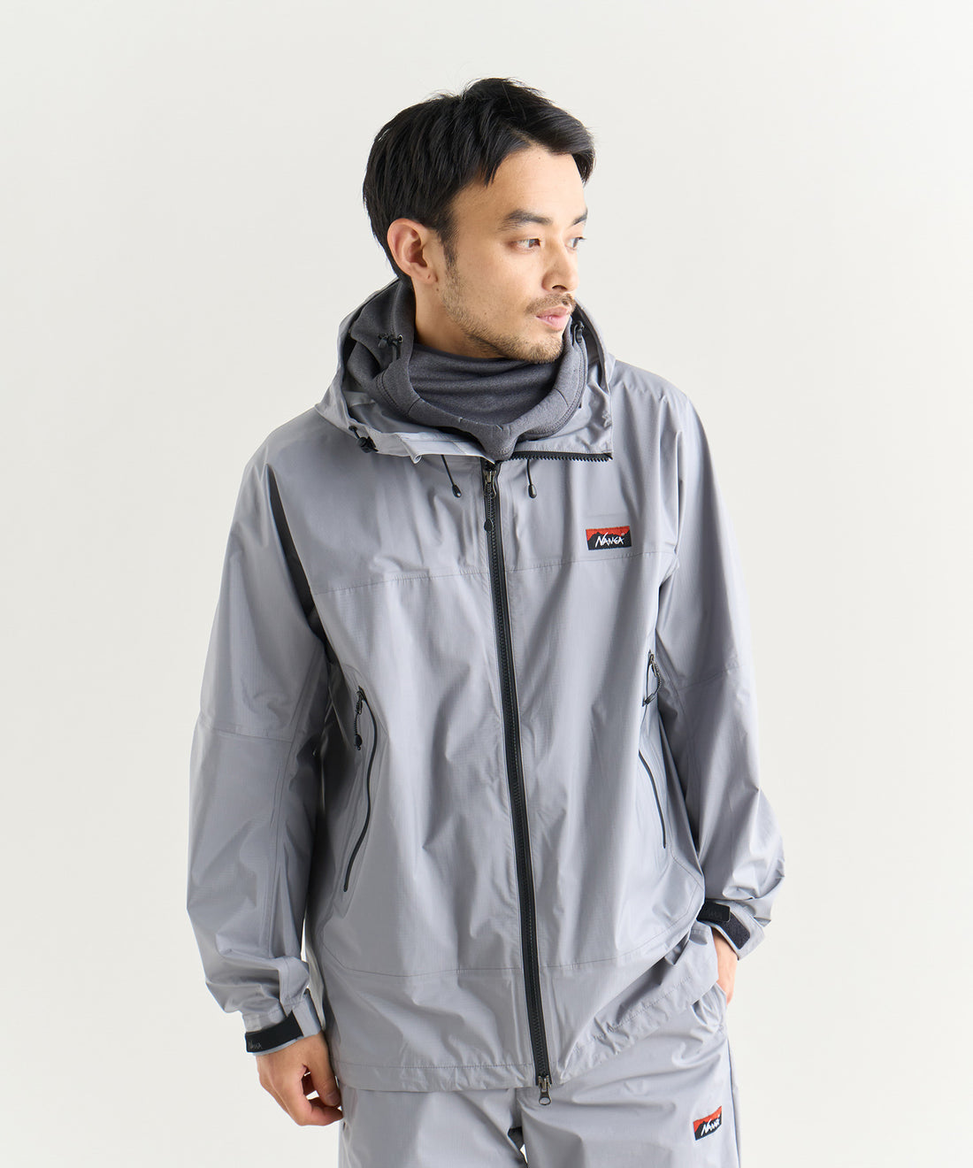 着用モデル：メンズ 180cm ／ 着用サイズ：L