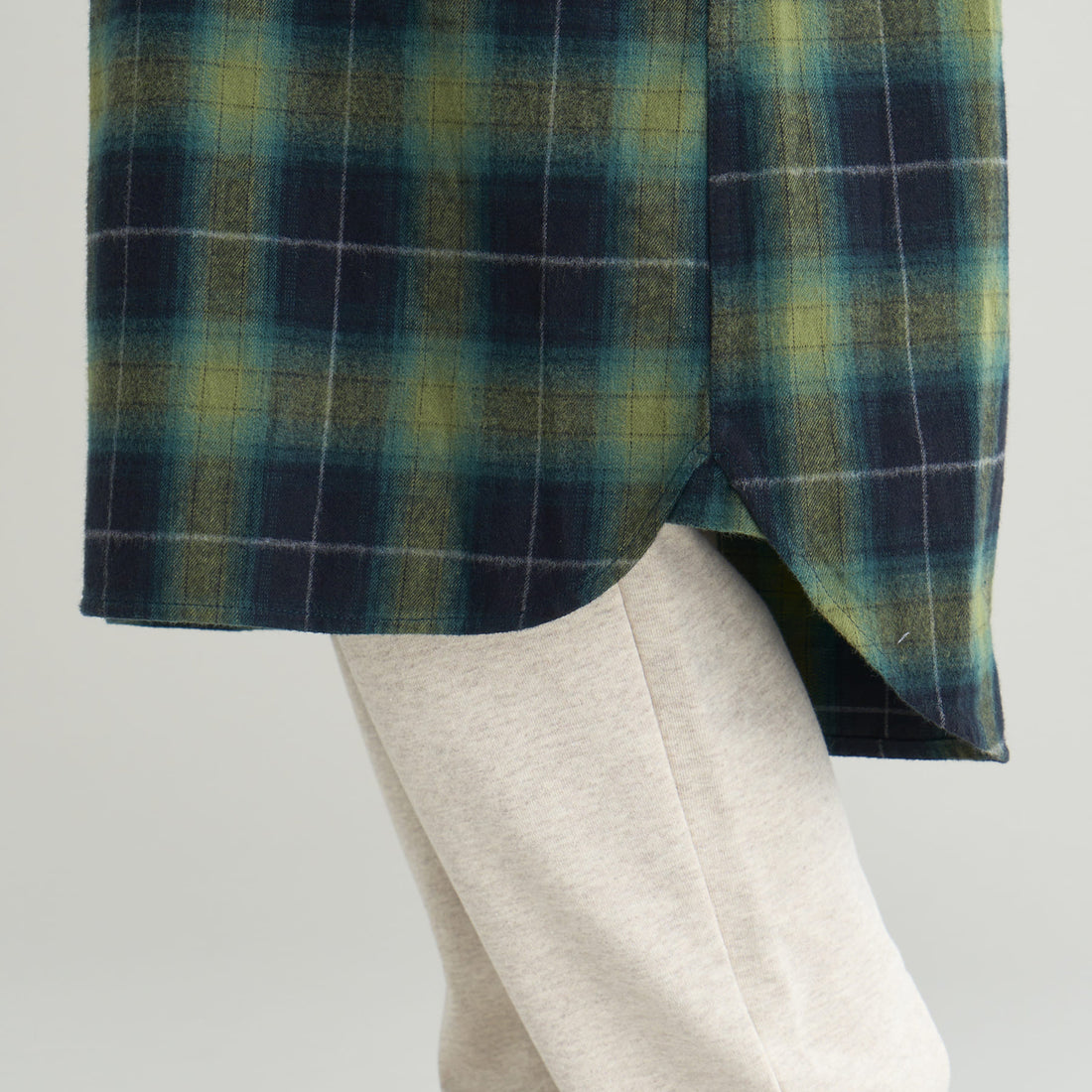 FADE PLAID CAMP SHIRT DRESS(WOMEN)