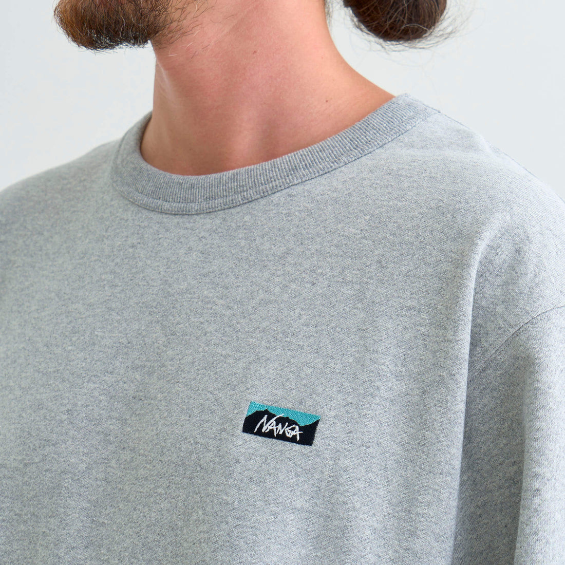 ECO HYBRID MINI BOX LOGO EMBROIDERY SWEATSHIRT(UNISEX)