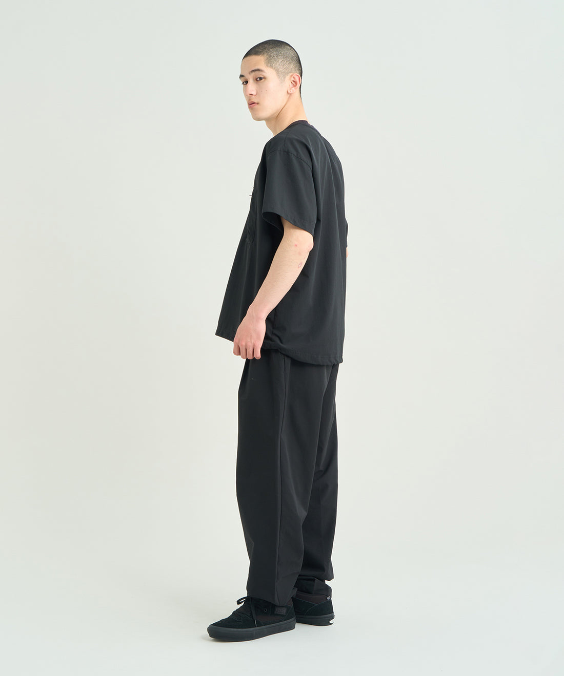 着用モデル：メンズ 180cm ／ 着用サイズ：L