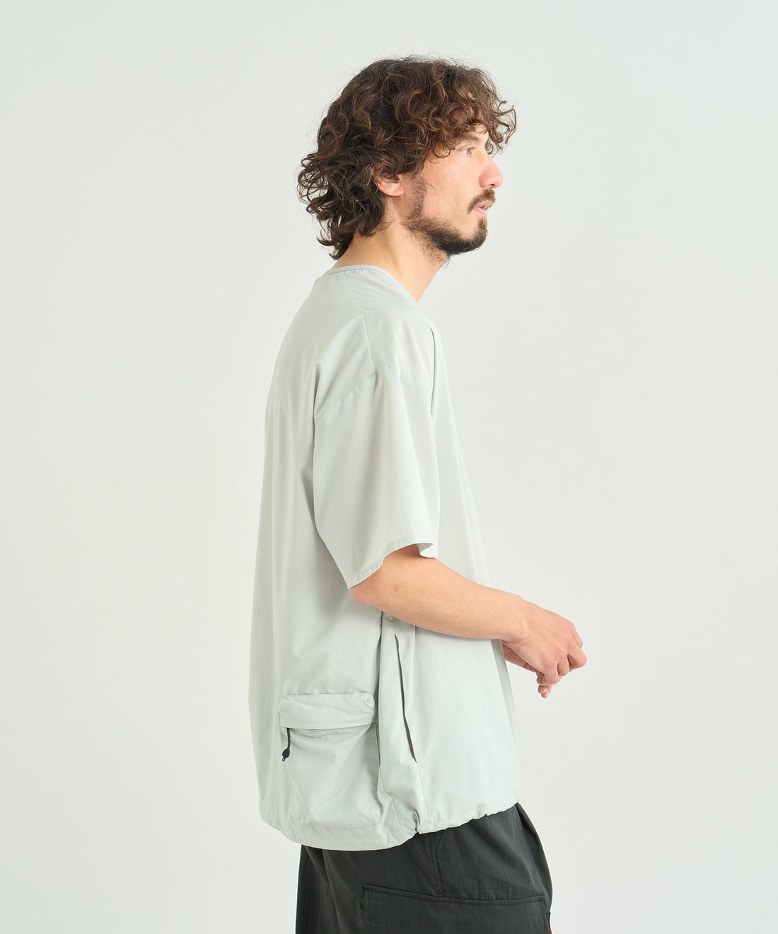 着用モデル：メンズ 181cm ／ 着用サイズ：L