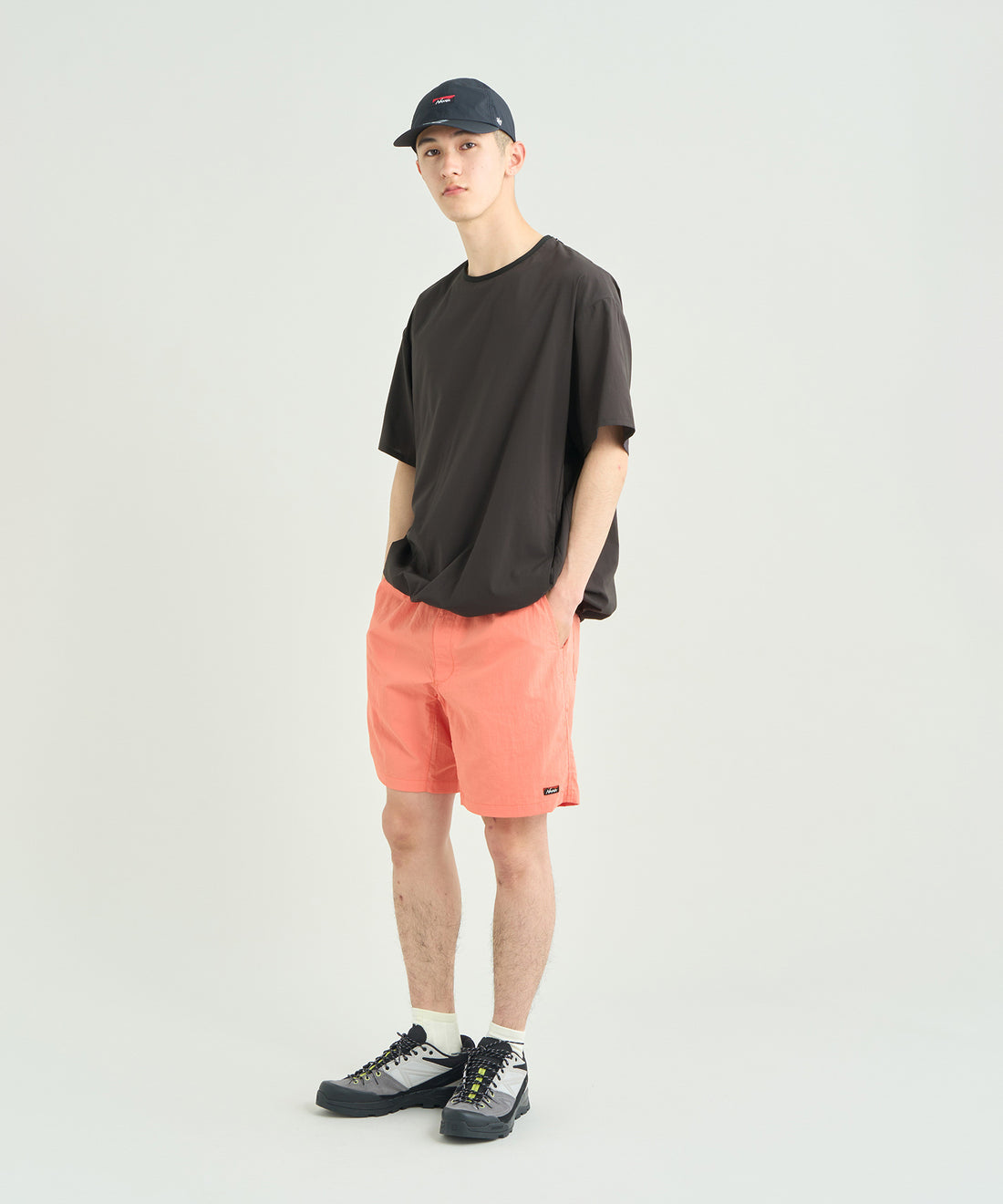 着用モデル：メンズ 180cm ／ 着用サイズ：L