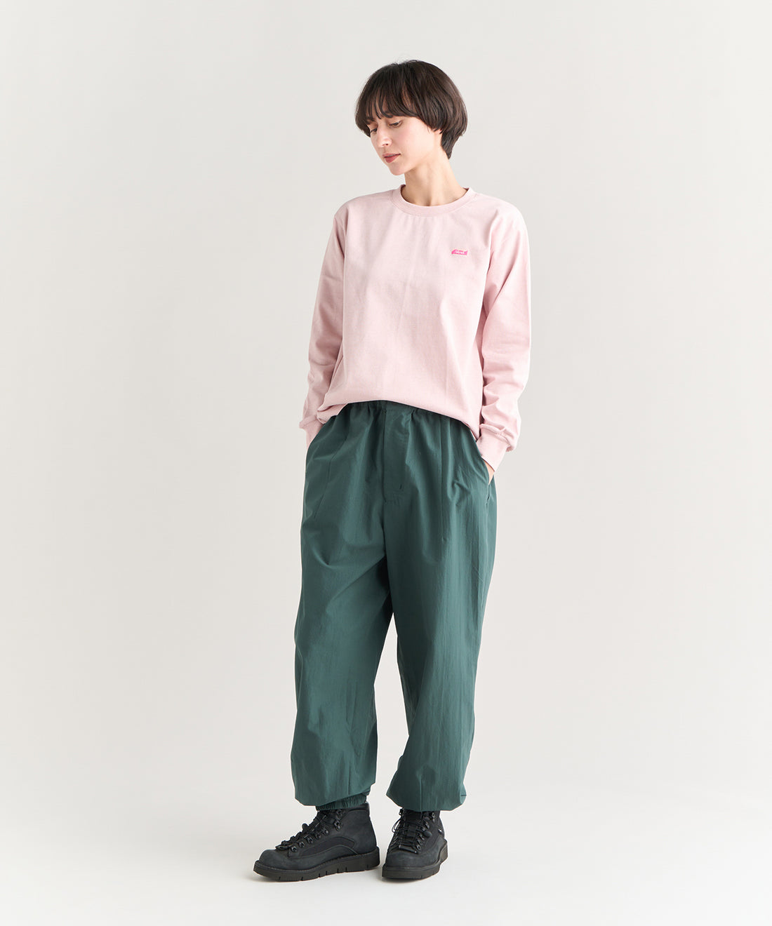 エコハイブリッド ボックスロゴ エンブロイダリー ロングスリーブTシャツ（ウィメンズ）
