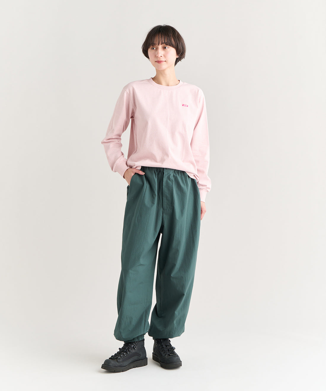 エコハイブリッド ボックスロゴ エンブロイダリー ロングスリーブTシャツ（ウィメンズ）