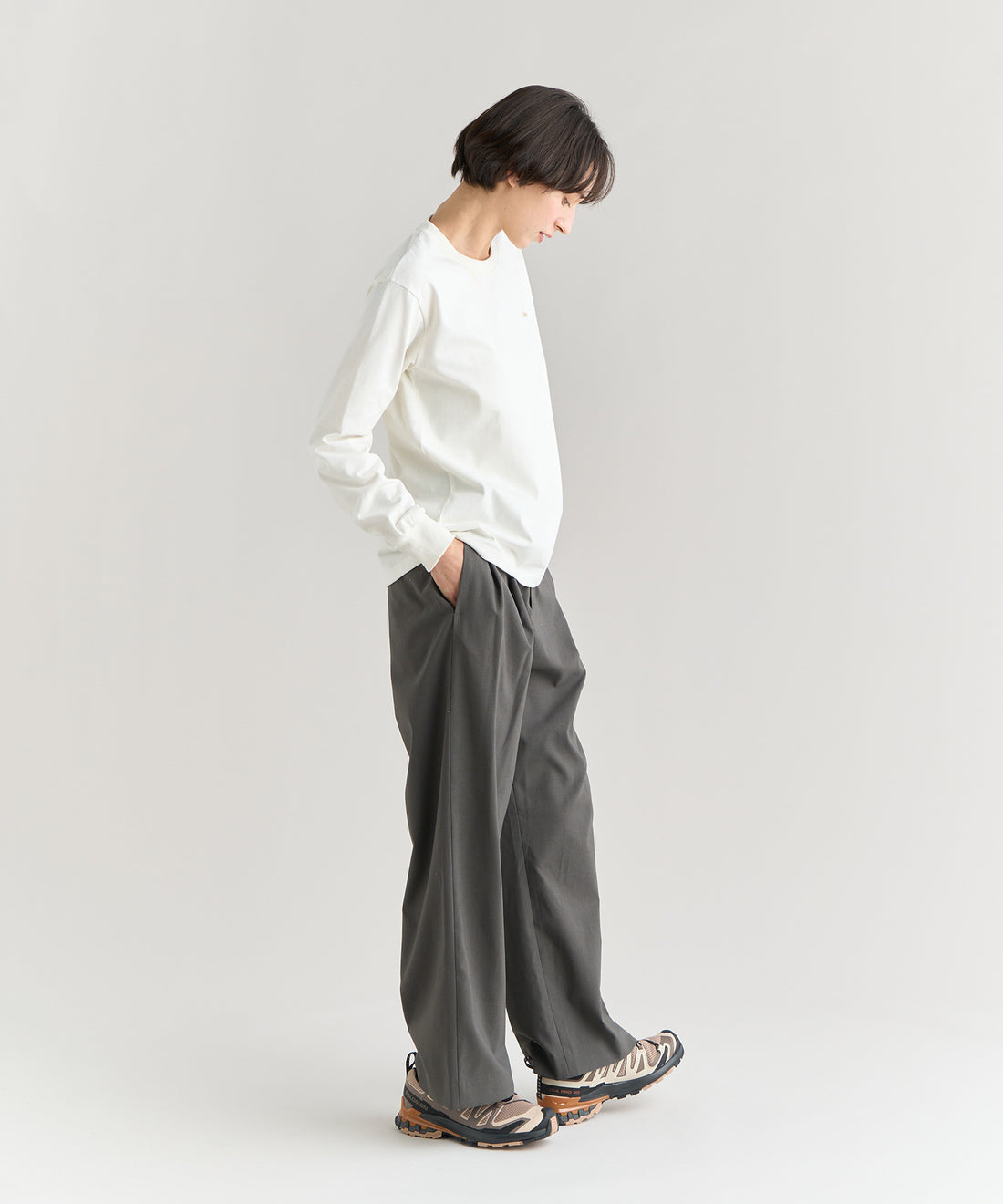 エコハイブリッド ボックスロゴ エンブロイダリー ロングスリーブTシャツ（ウィメンズ）