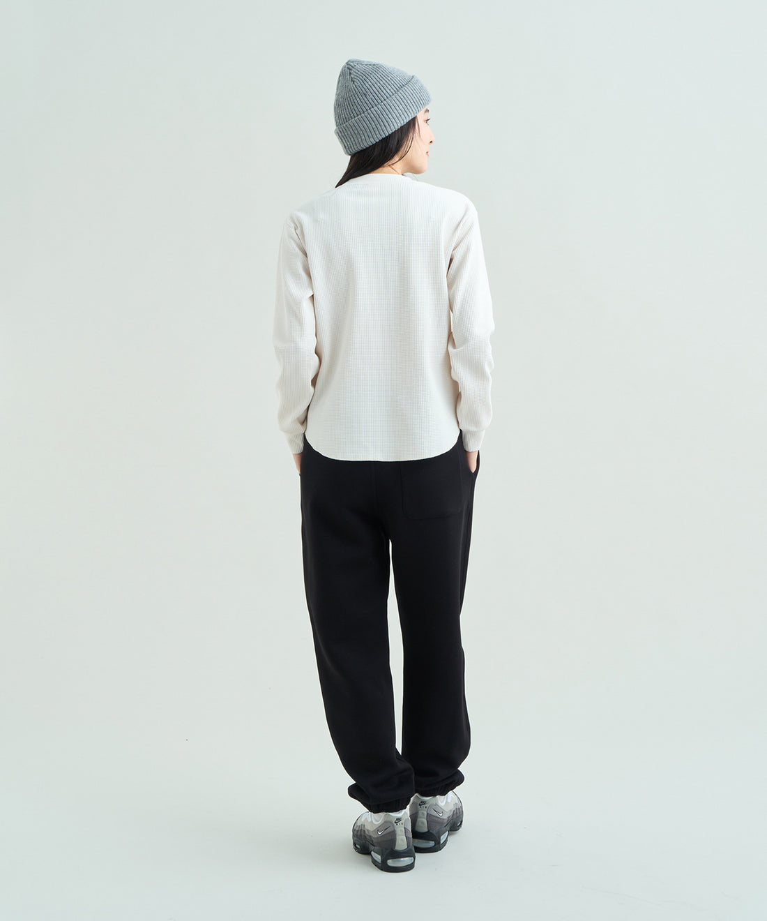 着用モデル：ウィメンズ 168cm ／ 着用サイズ：WM
