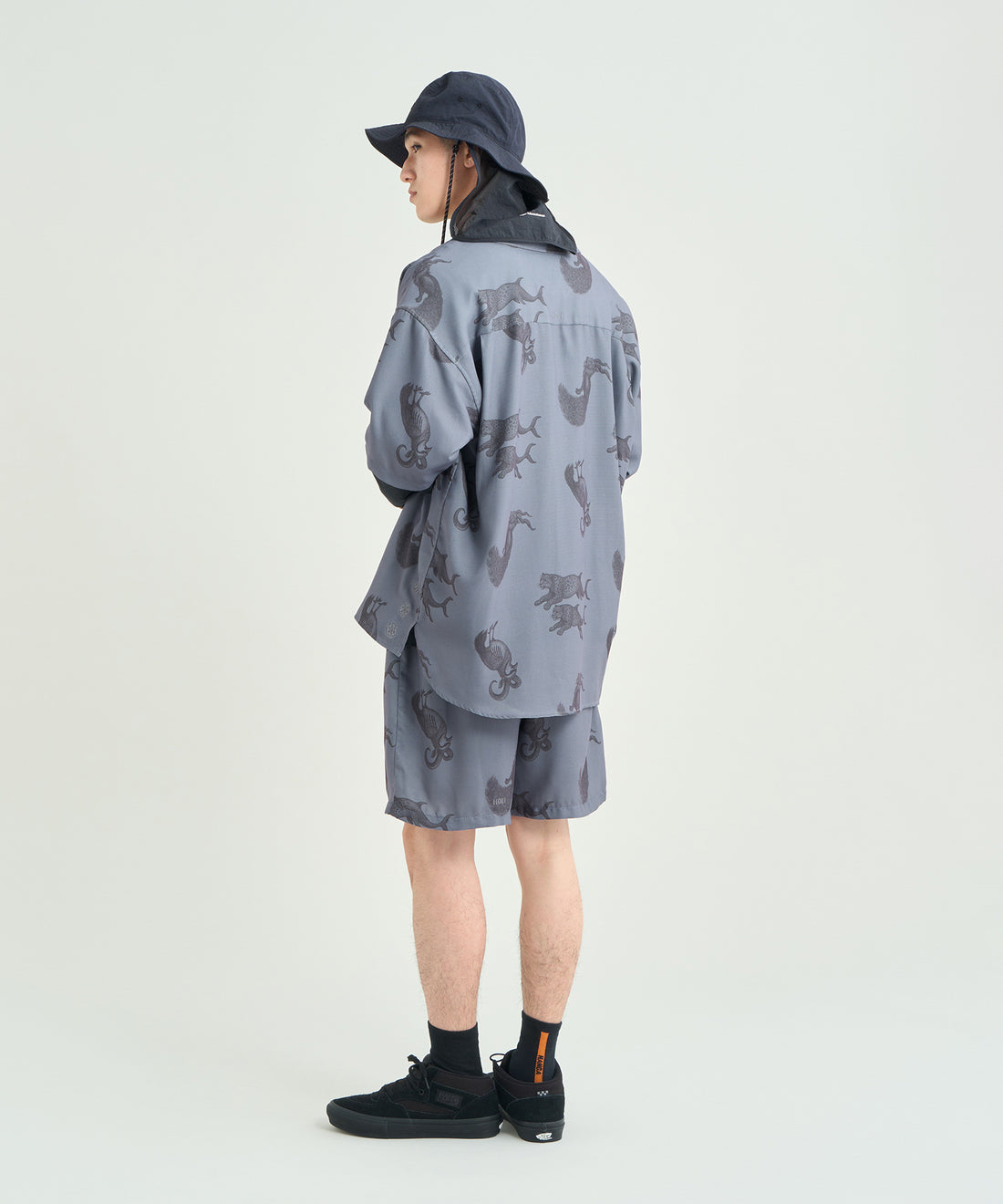 着用モデル：メンズ 180cm ／ 着用サイズ：L