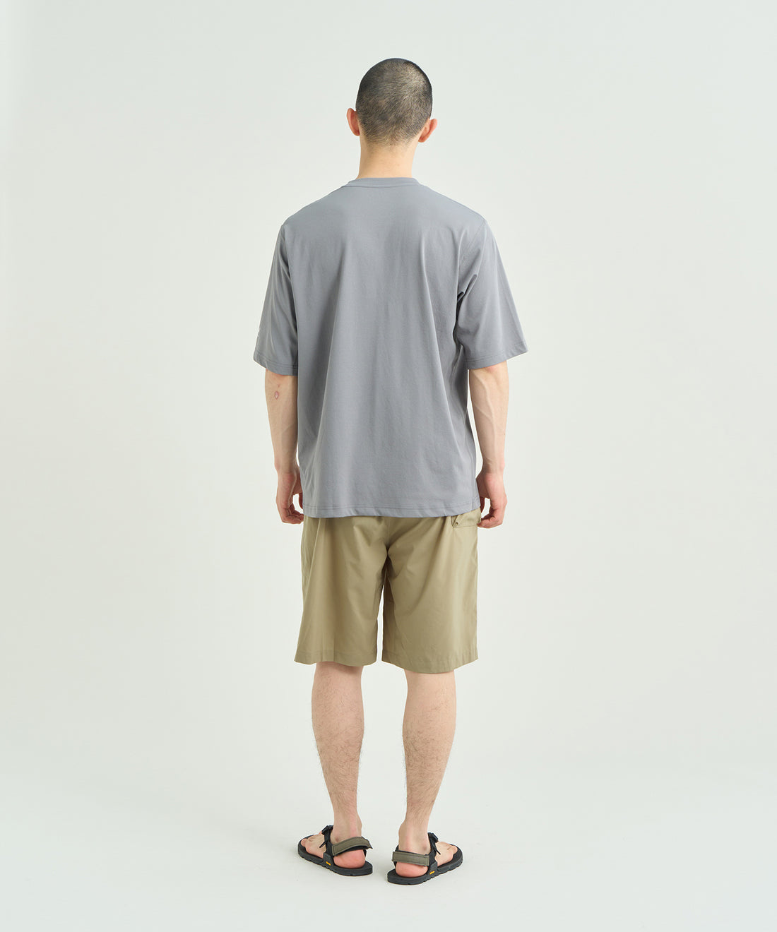 着用モデル：メンズ 180cm ／ 着用サイズ：L