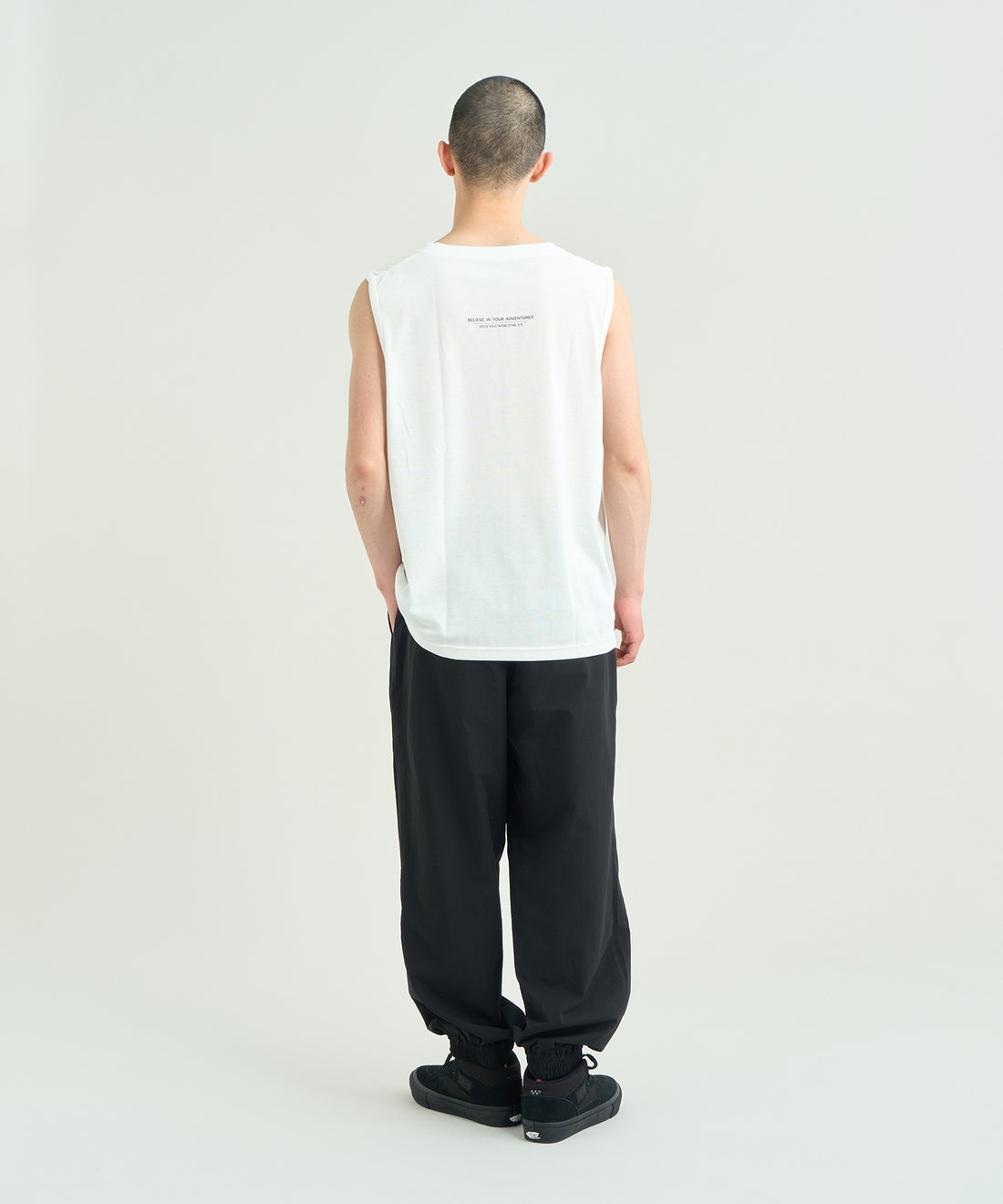 着用モデル：メンズ 180cm ／ 着用サイズ：L