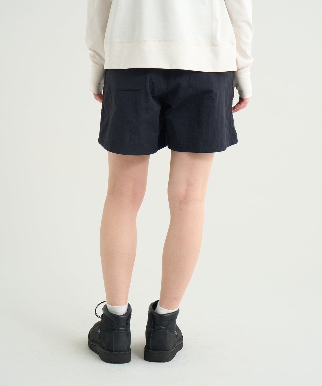 着用モデル：ウィメンズ 168cm ／ 着用サイズ：WM