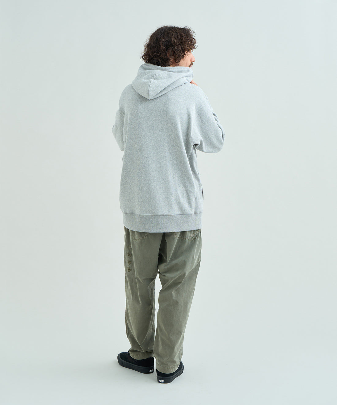 着用モデル：メンズ 181cm ／ 着用サイズ：L