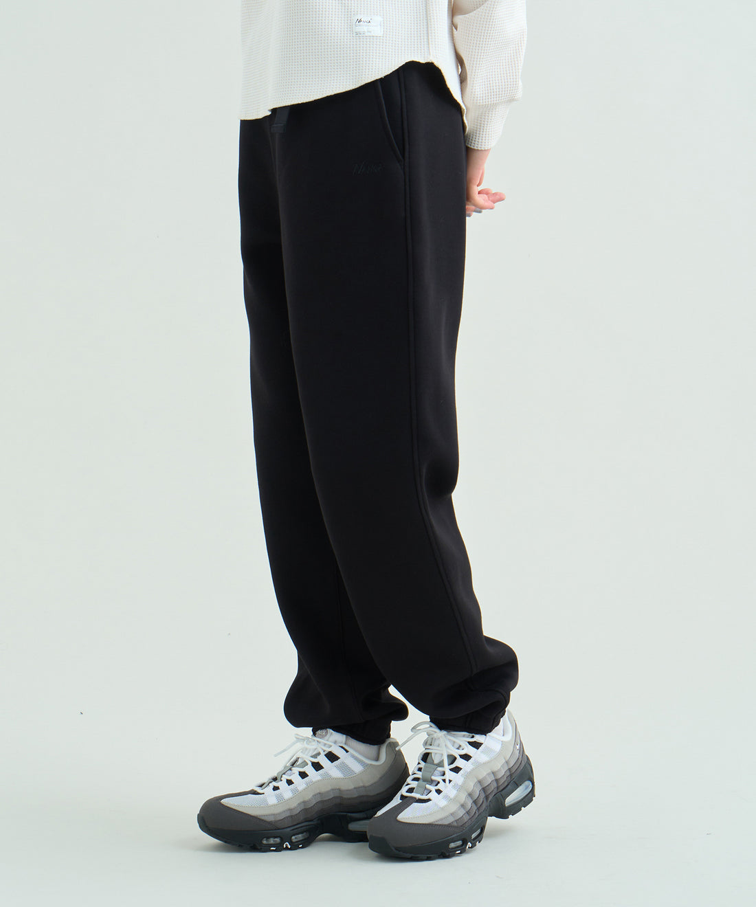 着用モデル：ウィメンズ 168cm ／ 着用サイズ：WM