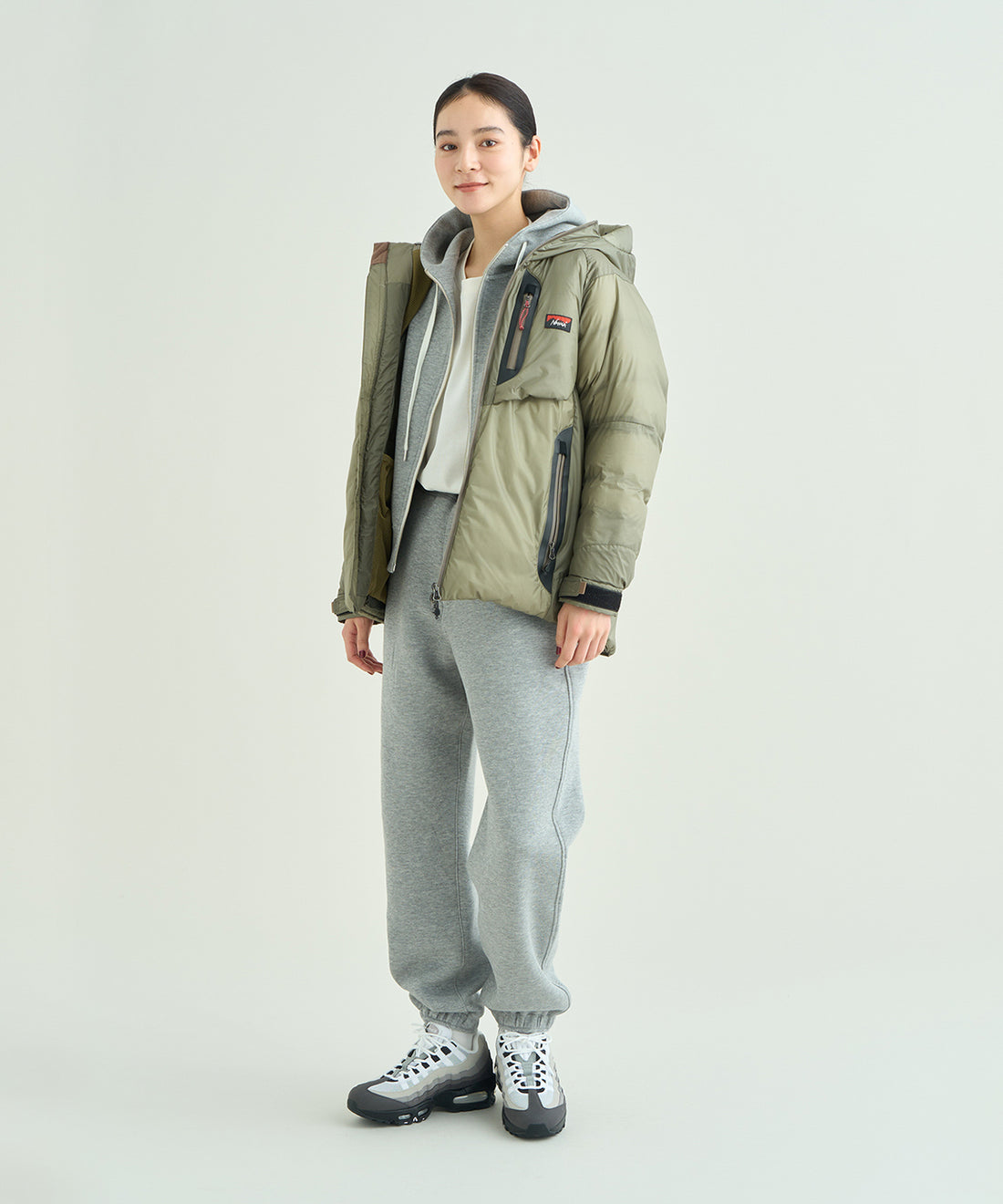 着用モデル：ウィメンズ 168cm ／ 着用サイズ:WMサイズ