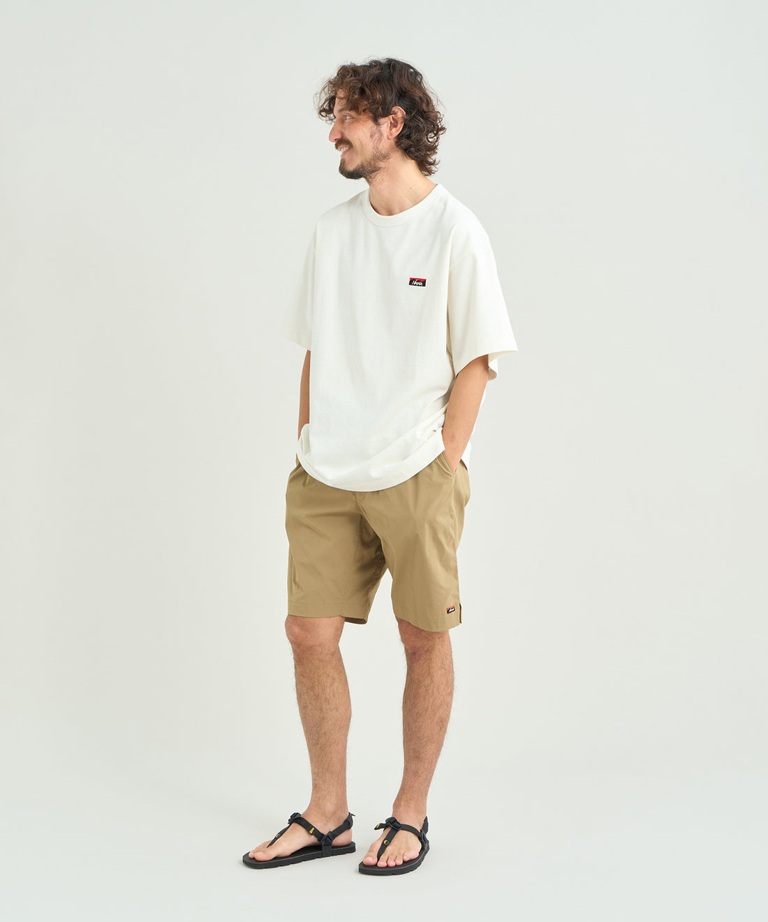 エコハイブリッド ボックスロゴ エンブロイダリーTシャツ