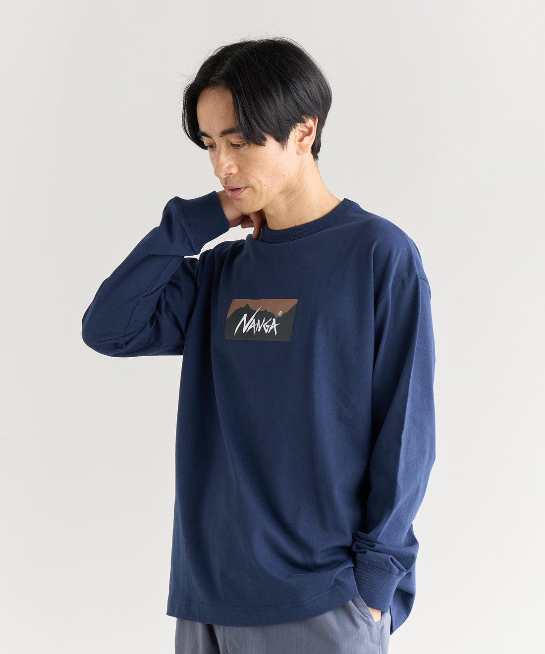 エコハイブリッド ボックスロゴ ロングスリーブTシャツ