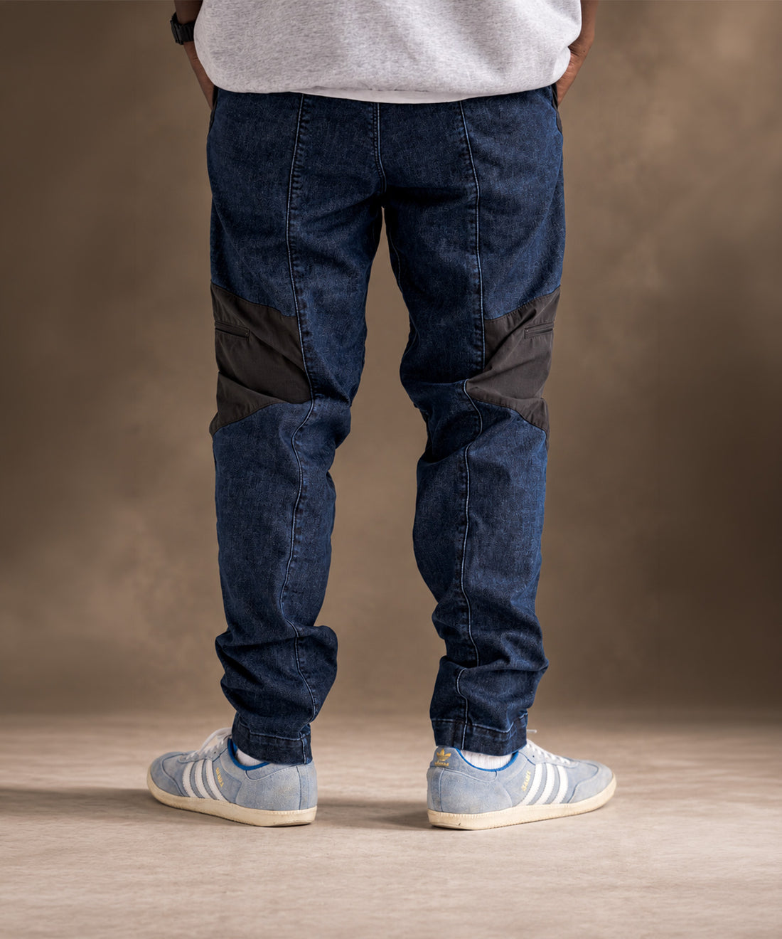 3D TAPERED KNEE ZIP (HK-S138)